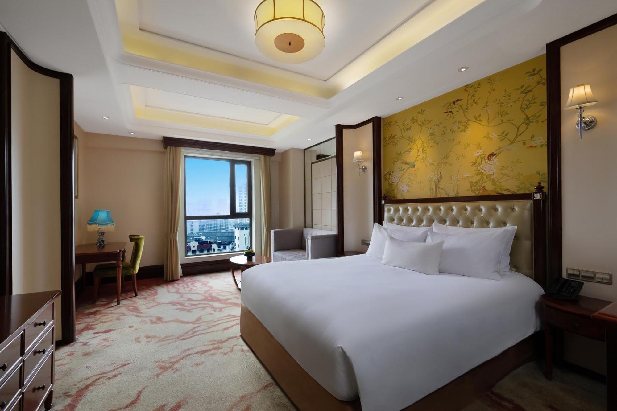 S&N Zhejiang Linhai International Hotel Exteriér fotografie