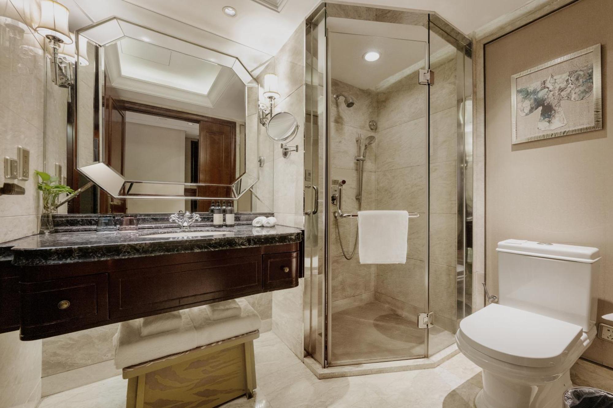 S&N Zhejiang Linhai International Hotel Exteriér fotografie
