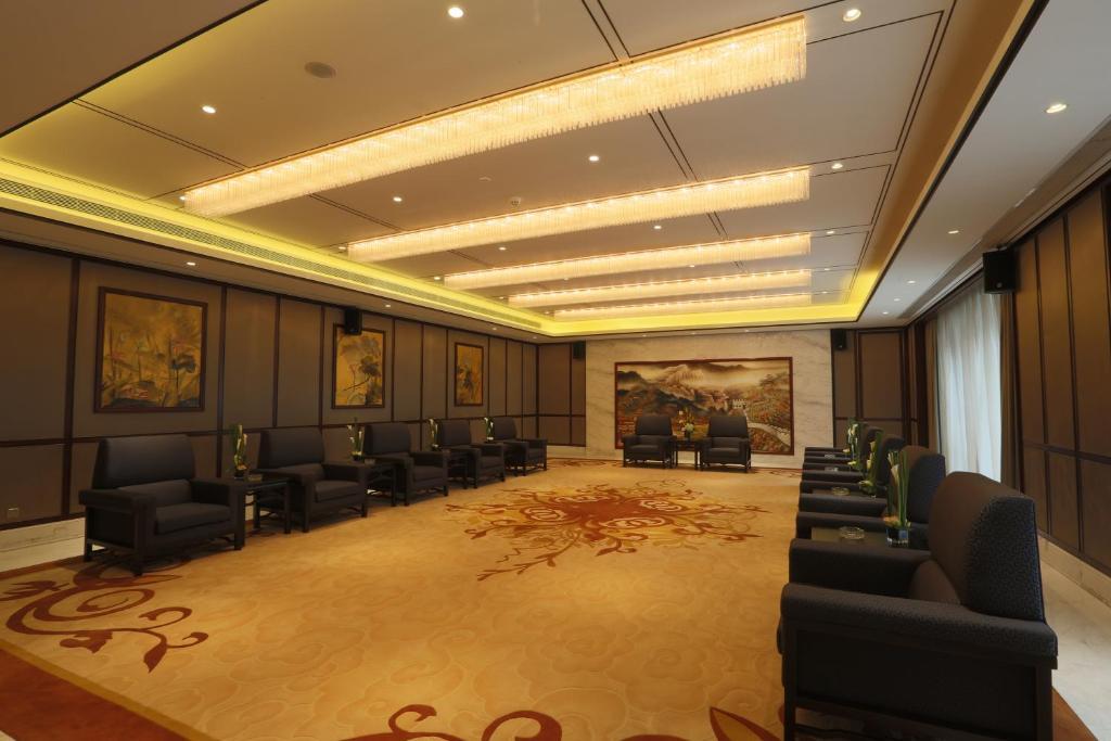 S&N Zhejiang Linhai International Hotel Exteriér fotografie