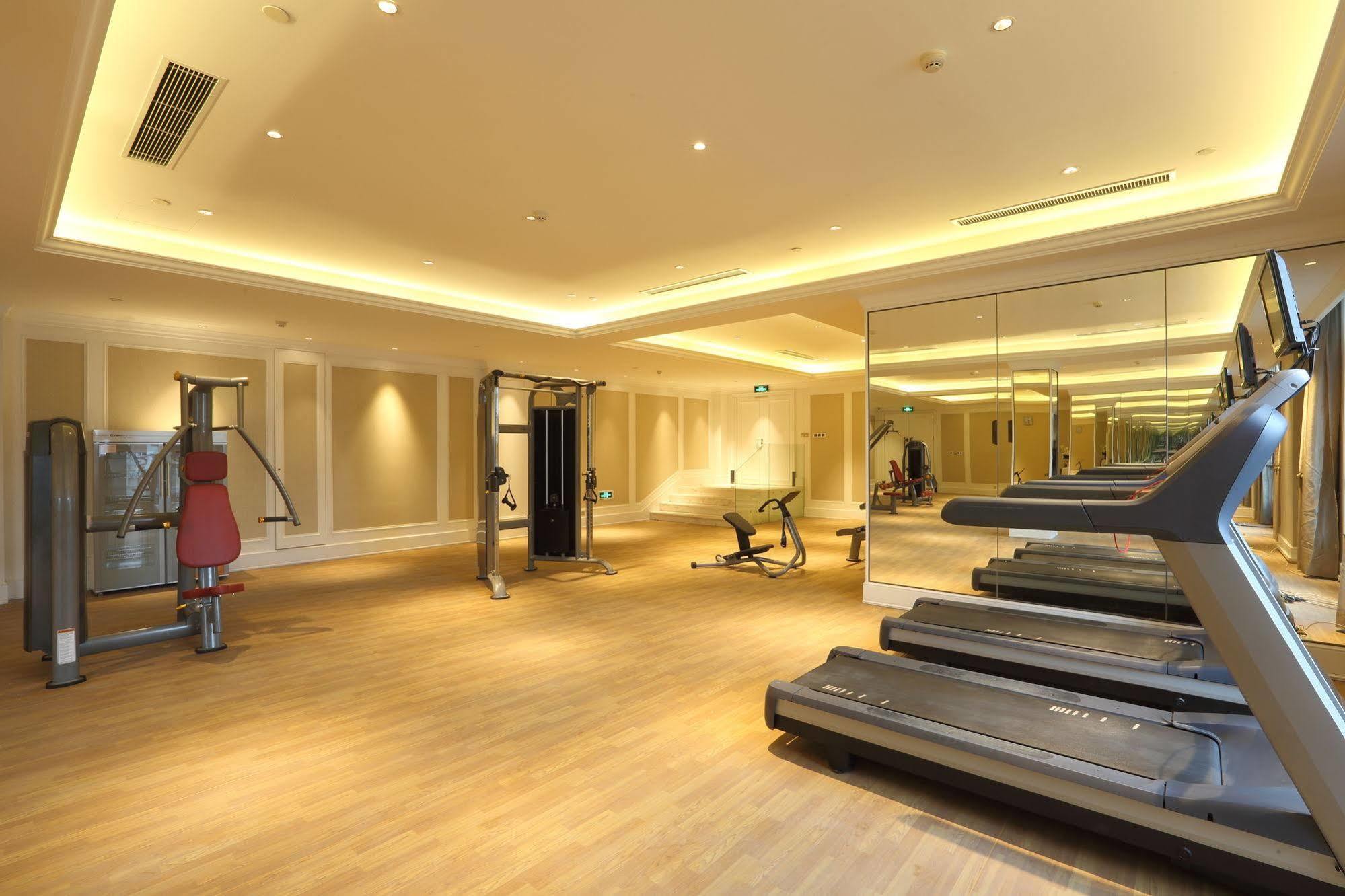 S&N Zhejiang Linhai International Hotel Exteriér fotografie