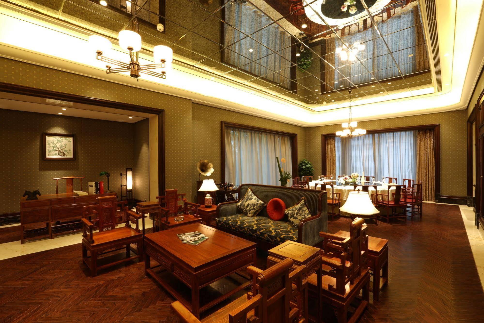 S&N Zhejiang Linhai International Hotel Exteriér fotografie